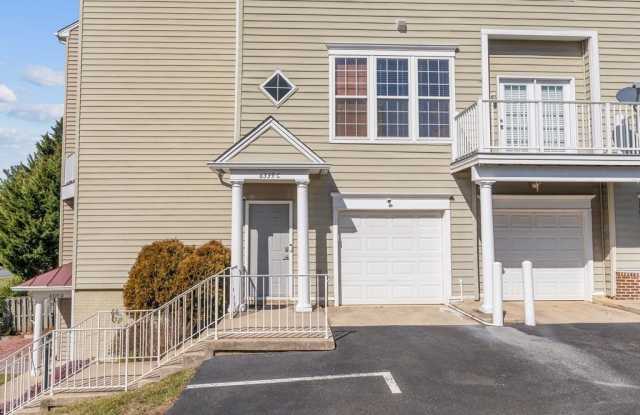 6339-C EAGLE RIDGE Lane