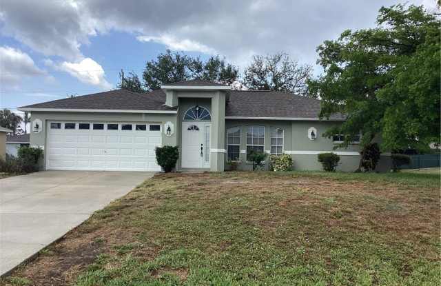 605 SW 4th Terrace