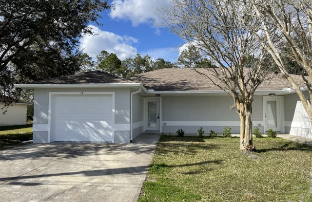 13 Squirrel Pl - 13 Squirrel Place, Palm Coast, FL 32164