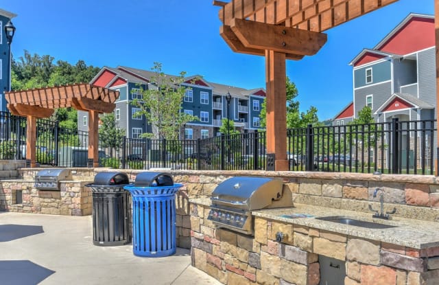 10 Newbridge Apartments