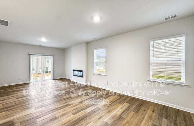 1333 37th Avenue Ln NE