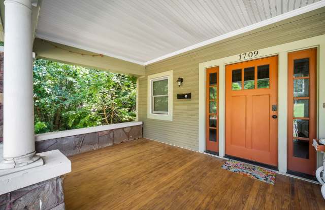 Home for rent in Southside!!