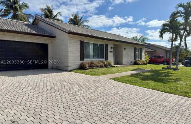 13425 NW 10th St