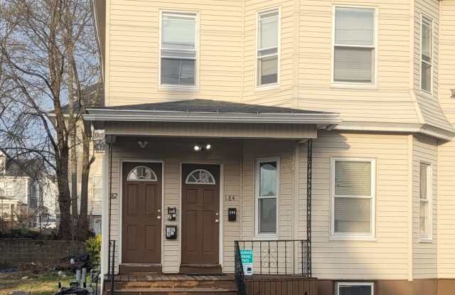 182 Pleasant Street
