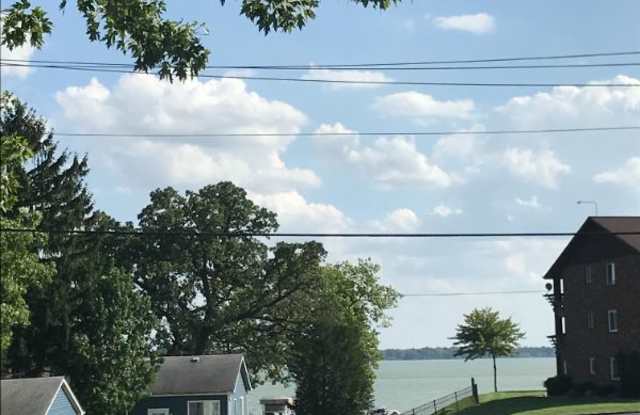 8036 Lake Shore Dr. 1