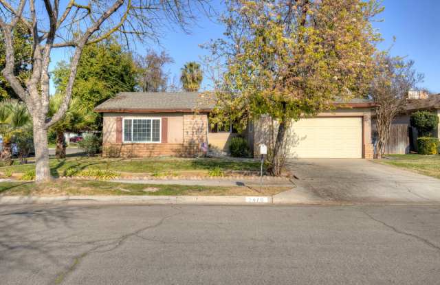 3470 W. Roberts Ave.