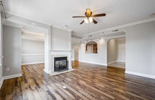 1735 Peachtree Street NE