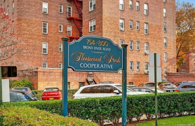 770 Bronx River Rd unit: A41