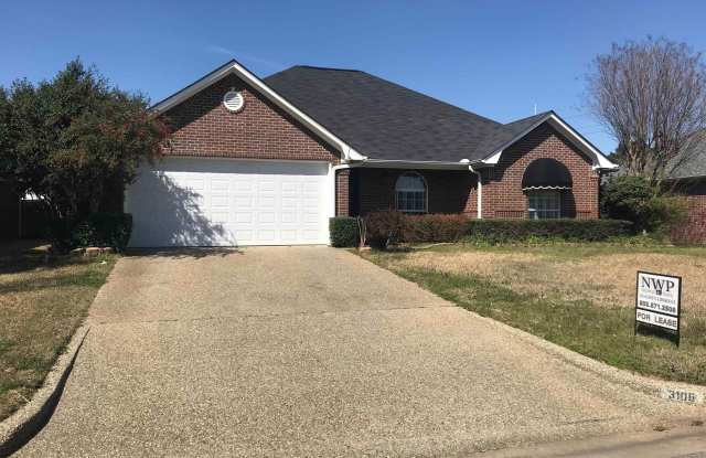 3106 Silkwood Dr