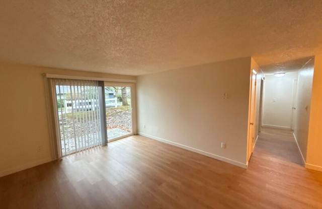 483 Senate Street NW