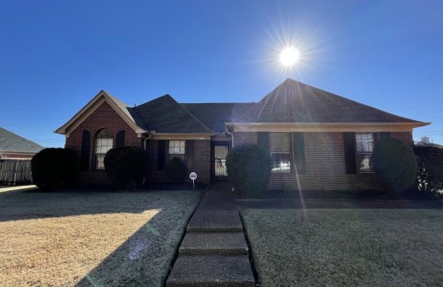 6909 Stevenwoods Cv - 6909 Stevenwoods Cove, Shelby County, TN 38141