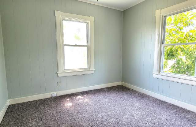 104 East Lehigh Avenue - B