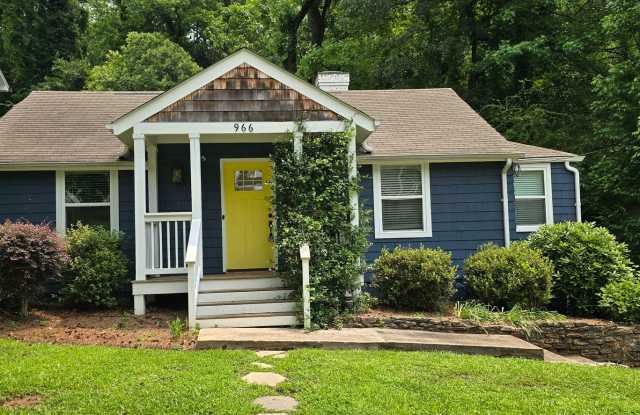 Photo of Charming West end Intown Living