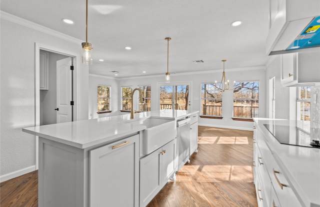 1701 E Lake Drive
