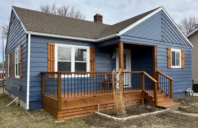 Immediate Move-In! Renovated 2BR House Near Ball State w/ Fireplace  Outdoor Space