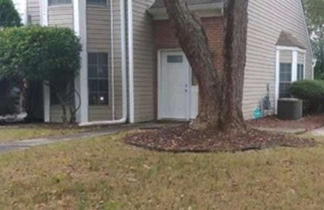 5017 Laurel Springs Way SE