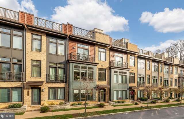 Photo of 153 WINSOME Circle