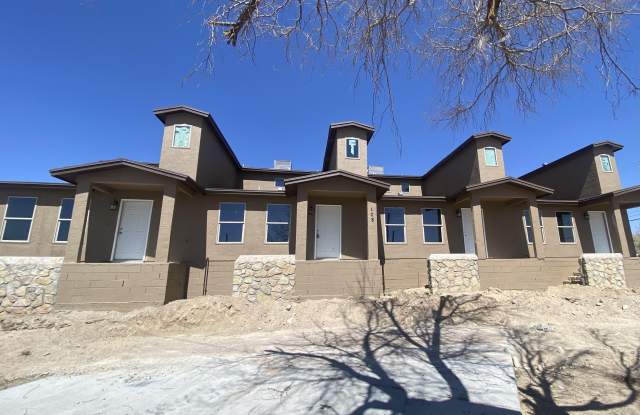 Photo of 108 N Gibraltar Drive unit: B & C