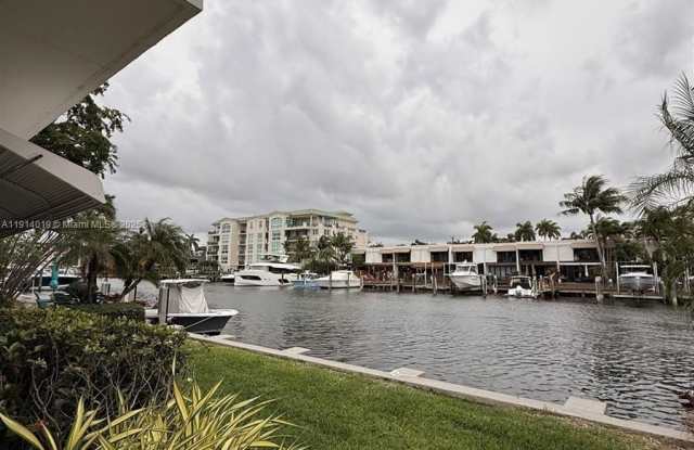 180 Isle Of Venice Dr