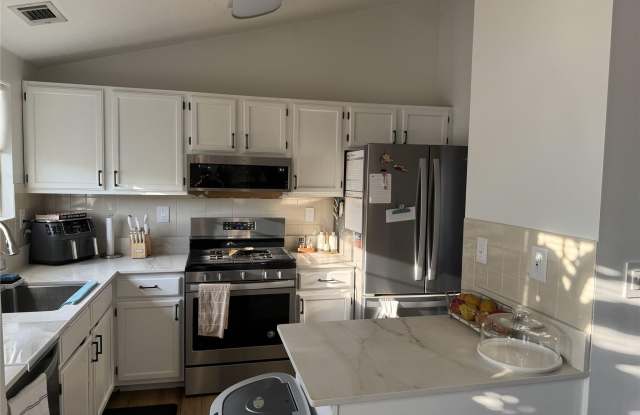 3102 Whispering Hills