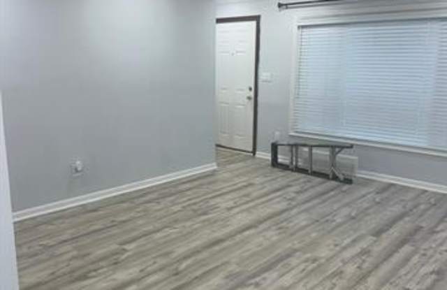 32720 GRANDVIEW Avenue