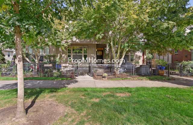 Cozy Two Bedroom Townhome in the Heart of Villebois!