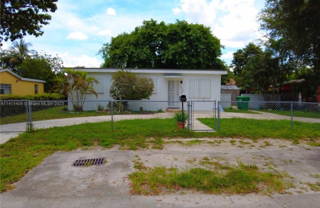10520 NW 28th Ave - 10520 Northwest 28th Avenue, West Little River, FL 33147