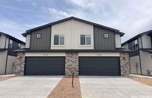 New Construction 3 Bedroom Townhome in University Park