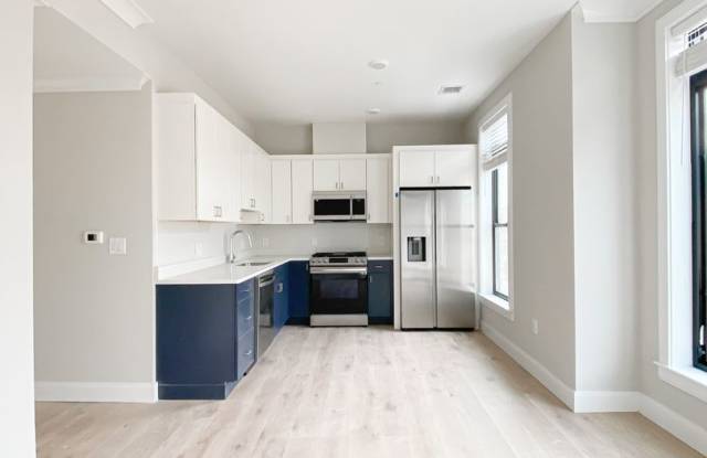 Modern 2-Bed/2-Bath w/ W/D in Unit
