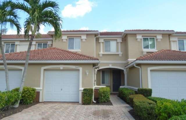 2447 Laurentina Lane