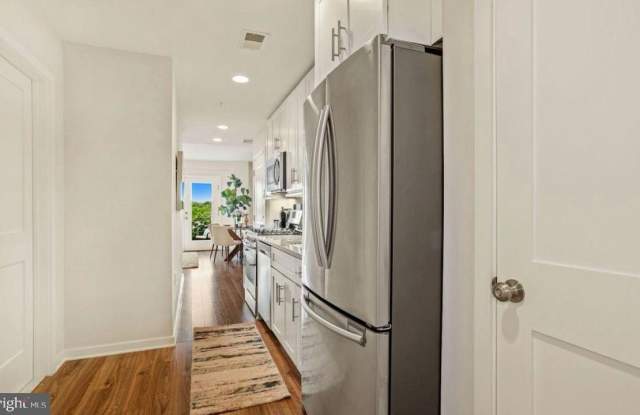 5410 3RD Street NW unit: 201