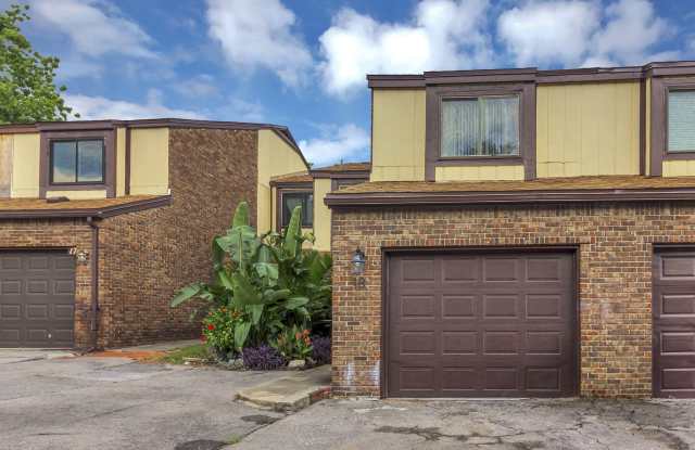18 Hidden Cove Circle