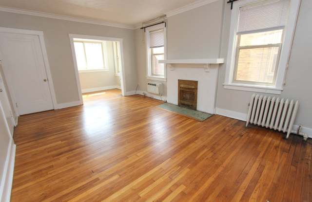 5627 HOBART STREETAPT B-31