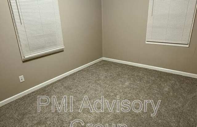 3365 Southeast Girard Street