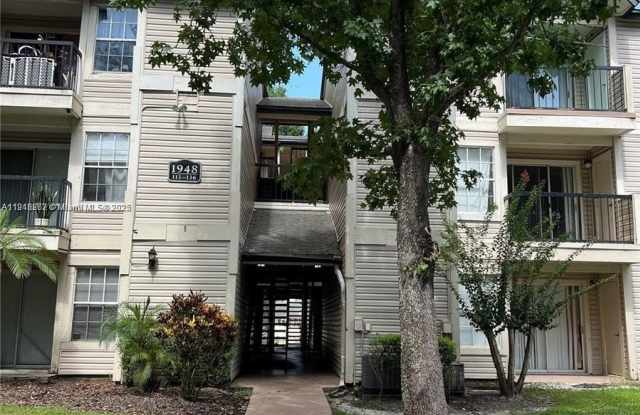 1948 Lake Atriums Circle