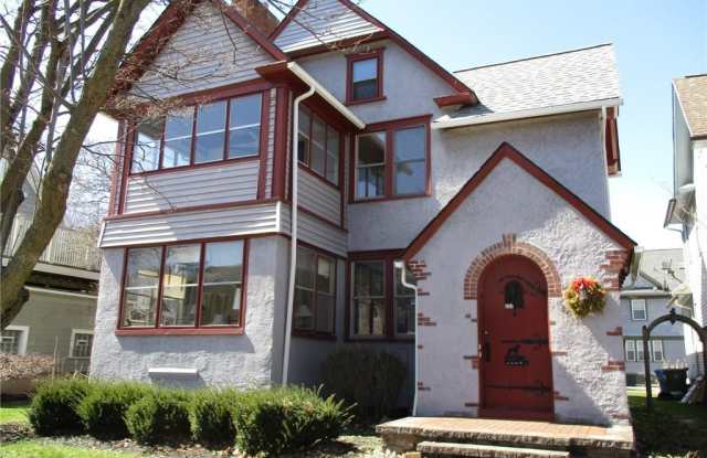 203 Brunswick Street
