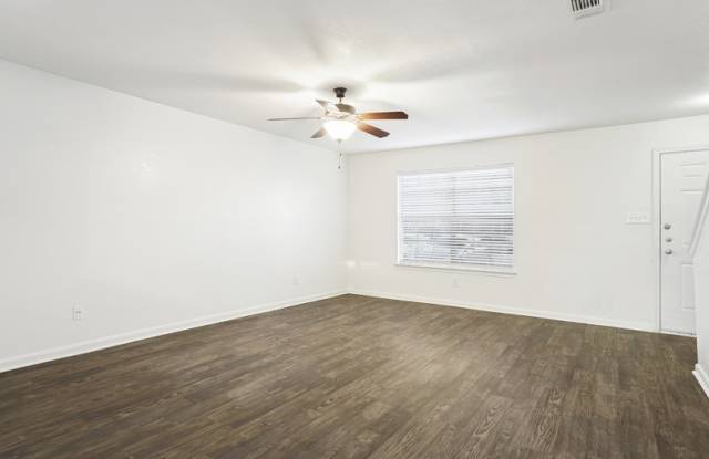 Heather Lane Town Homes