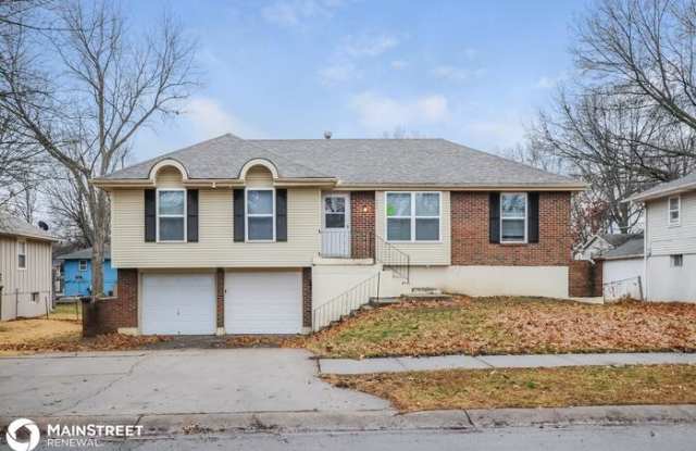 7609 East 119th Street - 7609 East 119th Street, Grandview, MO 64030