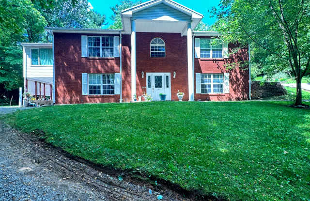 101 Loveless Lane - 1