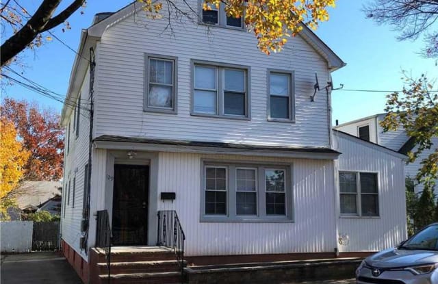 129 S Covert Ave - 129 South Covert Avenue, Elmont, NY 11003