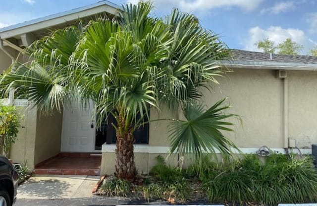 6444 SW 152nd Circle Pl - 6444 SW 152nd Circle Pl, Kendall West, FL 33193