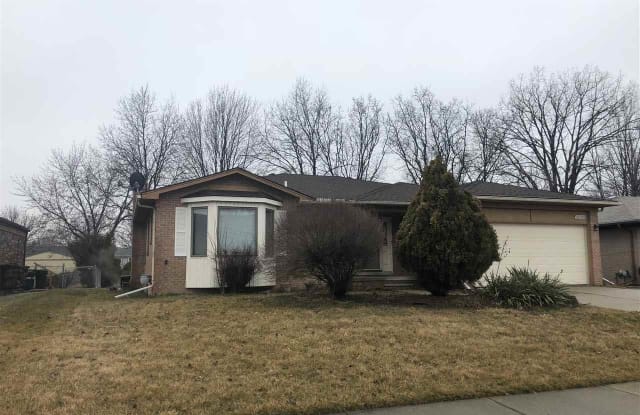 37133 Tericrest - 37133 Tericrest Drive, Sterling Heights, MI 48310