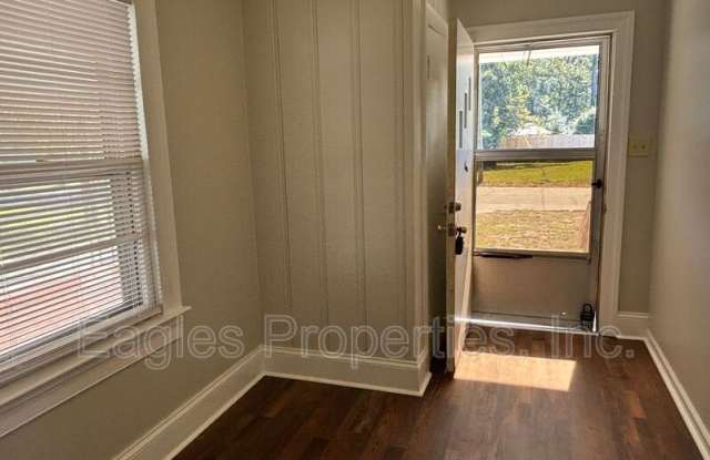 1203 Edgerton Street