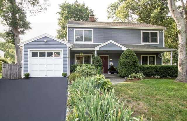 8 Saddle Road - 8 Saddle Road, Norwalk, CT 06851