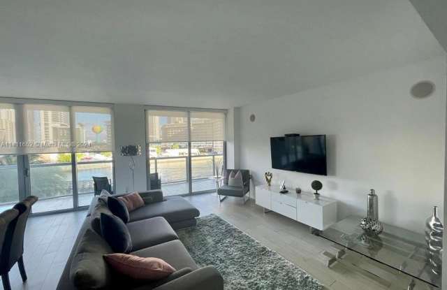 2600 Hallandale Beach Blvd