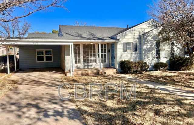 Photo of 2412 30th Street