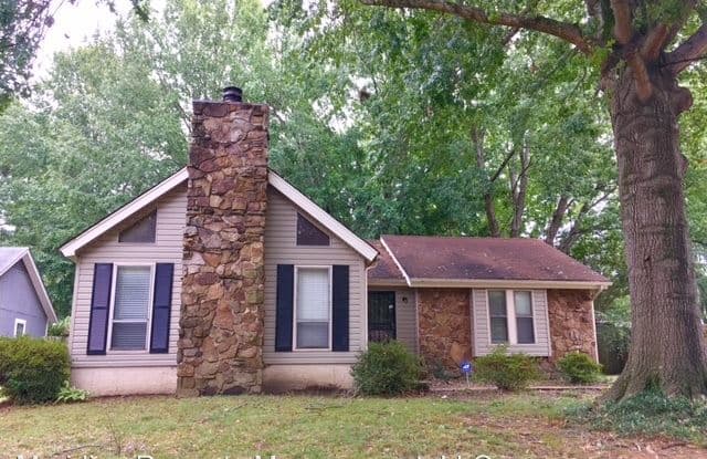 4218 Runningbrook Cir - 4218 Runningbrook Circle, Memphis, TN 38141