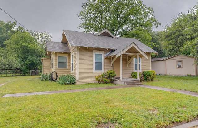 Move In Ready! 3 Bedroom Home for Lease | Cleburne