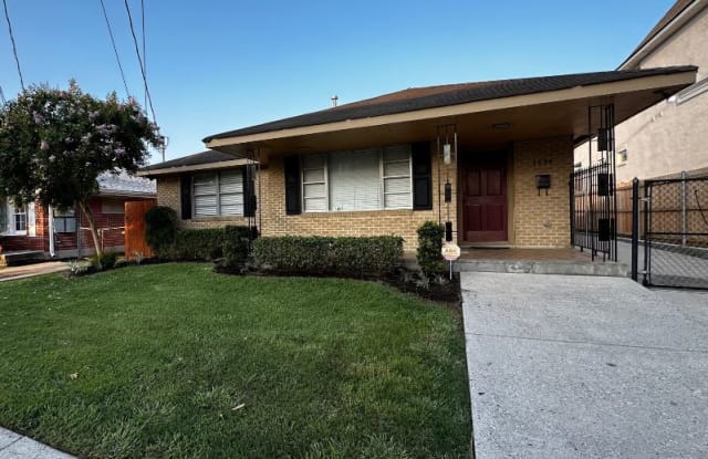 1121 Brockenbraugh Court - 1121 Brockenbraugh Court, Metairie, LA 70005