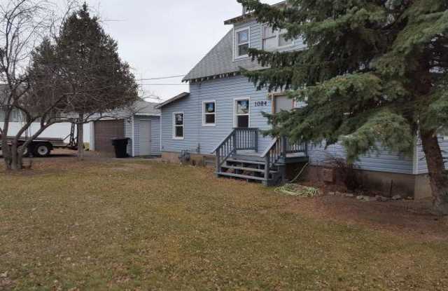 1084 Kyhl Lane